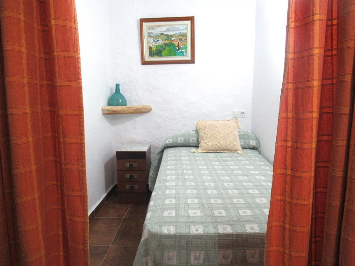 Casa Rural Dolores Cuevas del Becerro ภายนอก รูปภาพ